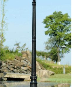 Vintage Outdoor 3-Head Post Light for Garden and Driveway Lighting