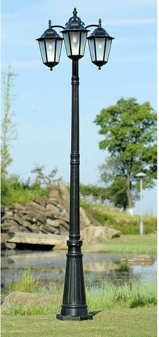 Vintage Outdoor 3-Head Post Light for Garden and Driveway Lighting