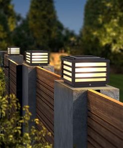 Outdoor Waterproof Solar Post Cap Lights for Garden and Pathway 2