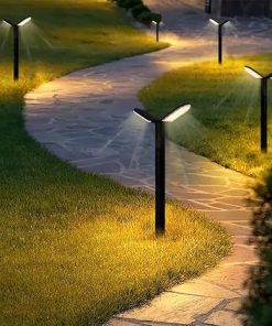 Solar Powered Outdoor Courtyard Lights Automatically Turn On at Night