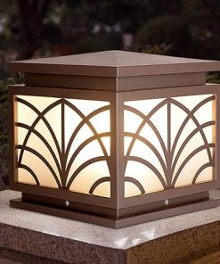 IP54 Waterproof Solar Post Lamp for Outdoor Garden Lighting 2