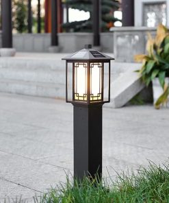 Vintage Solar Landscape Lighting Aluminum Pathway Lights with Glass Shade 2
