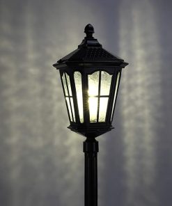 Vintage European Street Light Post Lamp for Outdoor Gardens 2