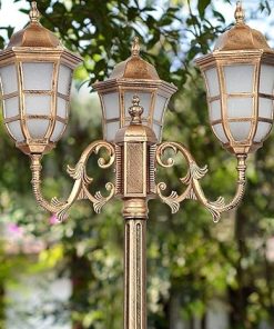 Outdoor Waterproof Lamp Post Lights for Gardens and Safety Illumination 2