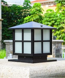 Solar Waterproof Outdoor Column Lamp for Garden and Landscape Lighting 2