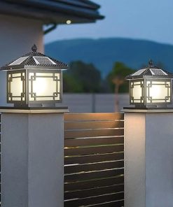 Luxury Solar LED Landscape Lights with Remote for Pillar Post Caps 2