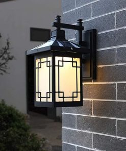 Retro Waterproof Solar LED Outdoor Wall Lamp for Garden Lighting