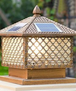 Garden Solar Post Light Aluminum Rainproof Glass Lantern Outdoor